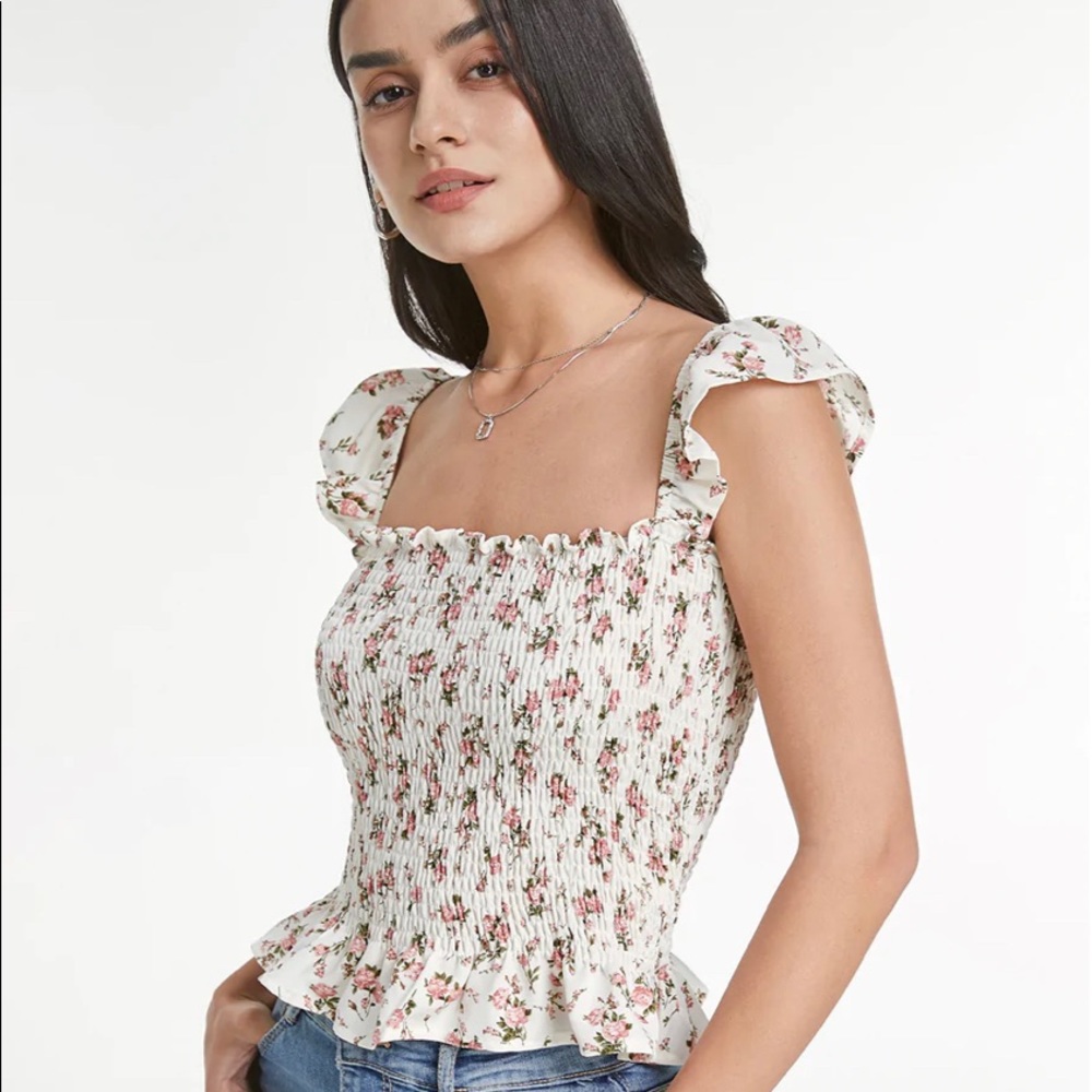 NWT Reformation-Style Rosebud Ruffle Sleeve Peplum Top
